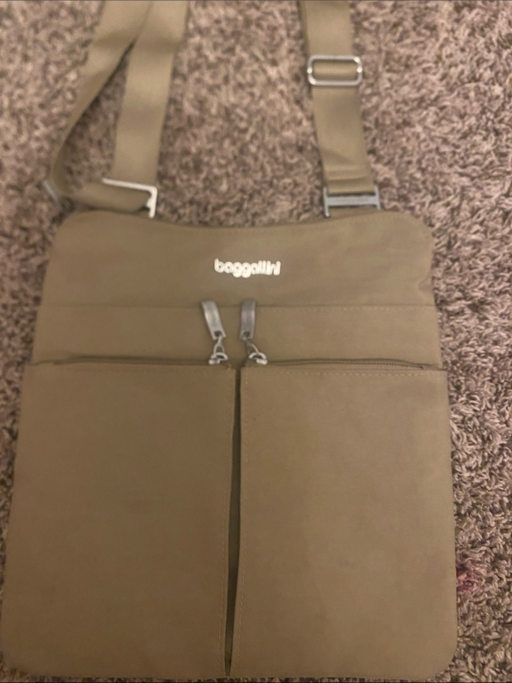Baggallini Olive Green Slim Crossbody Messenger